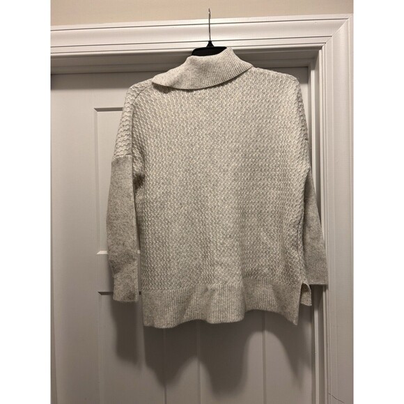New Madison Grey Warm Gray Textured Knit Turtleneck Sweater Pullover Size Large - Picture 6 of 6